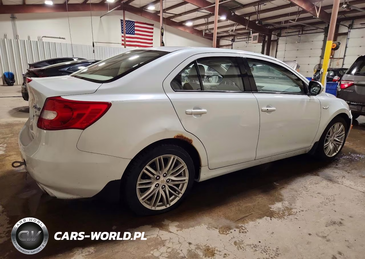 2011 Suzuki Kizashi S VIN:JS2RF9A15B6110310 - 3