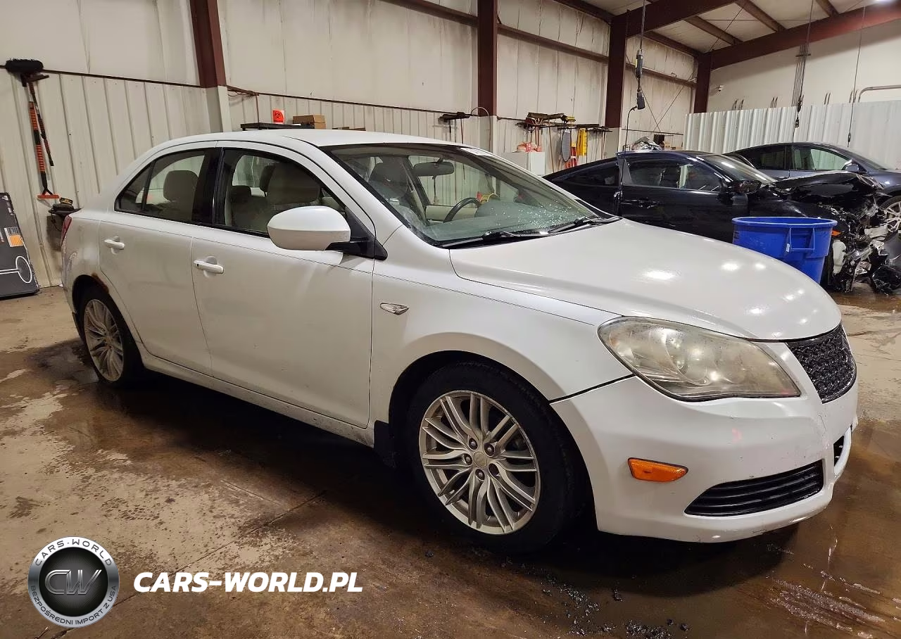 2011 Suzuki Kizashi S VIN:JS2RF9A15B6110310 - 4