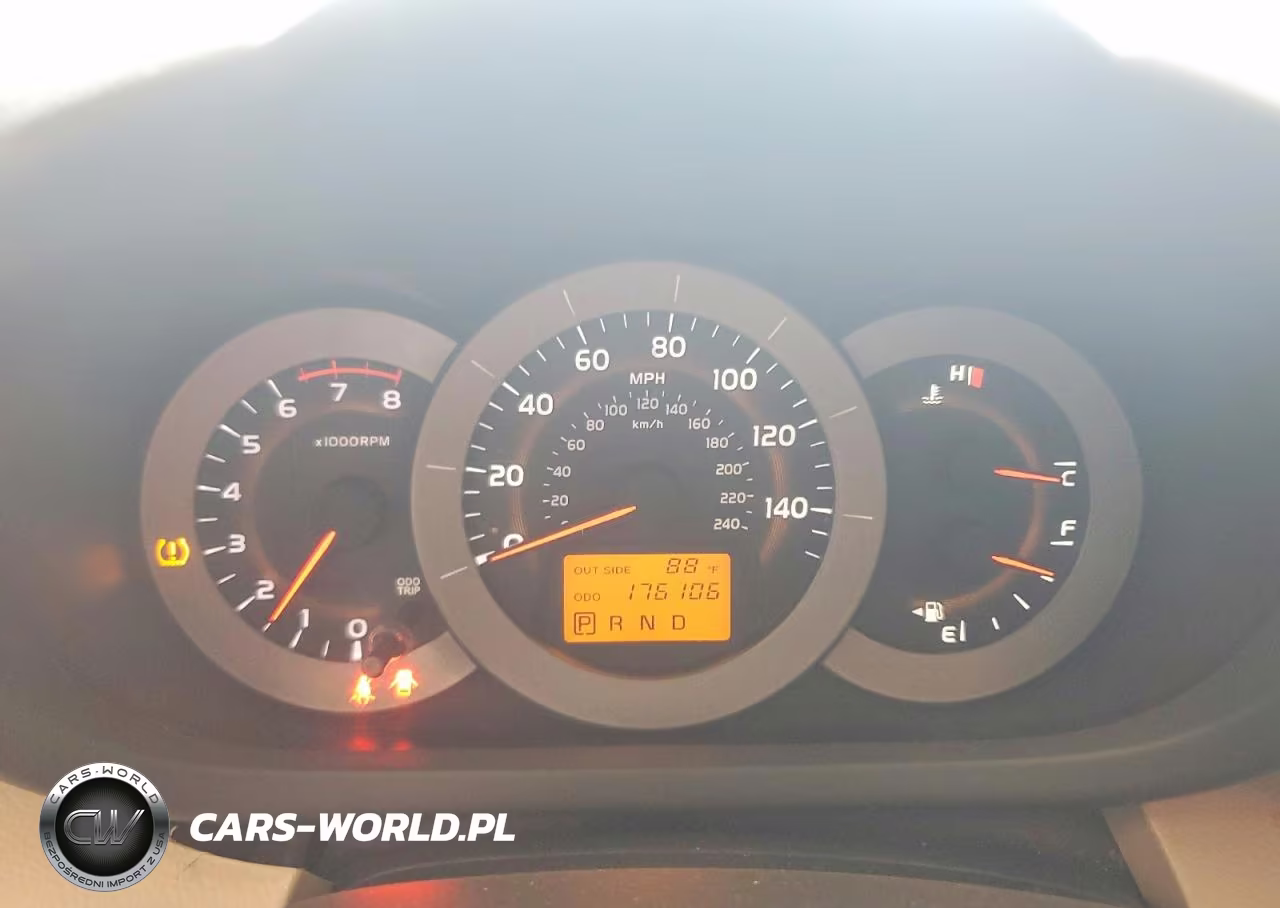 2007 Toyota Rav4 Limited VIN:JTMBK31VX75032966 - 9