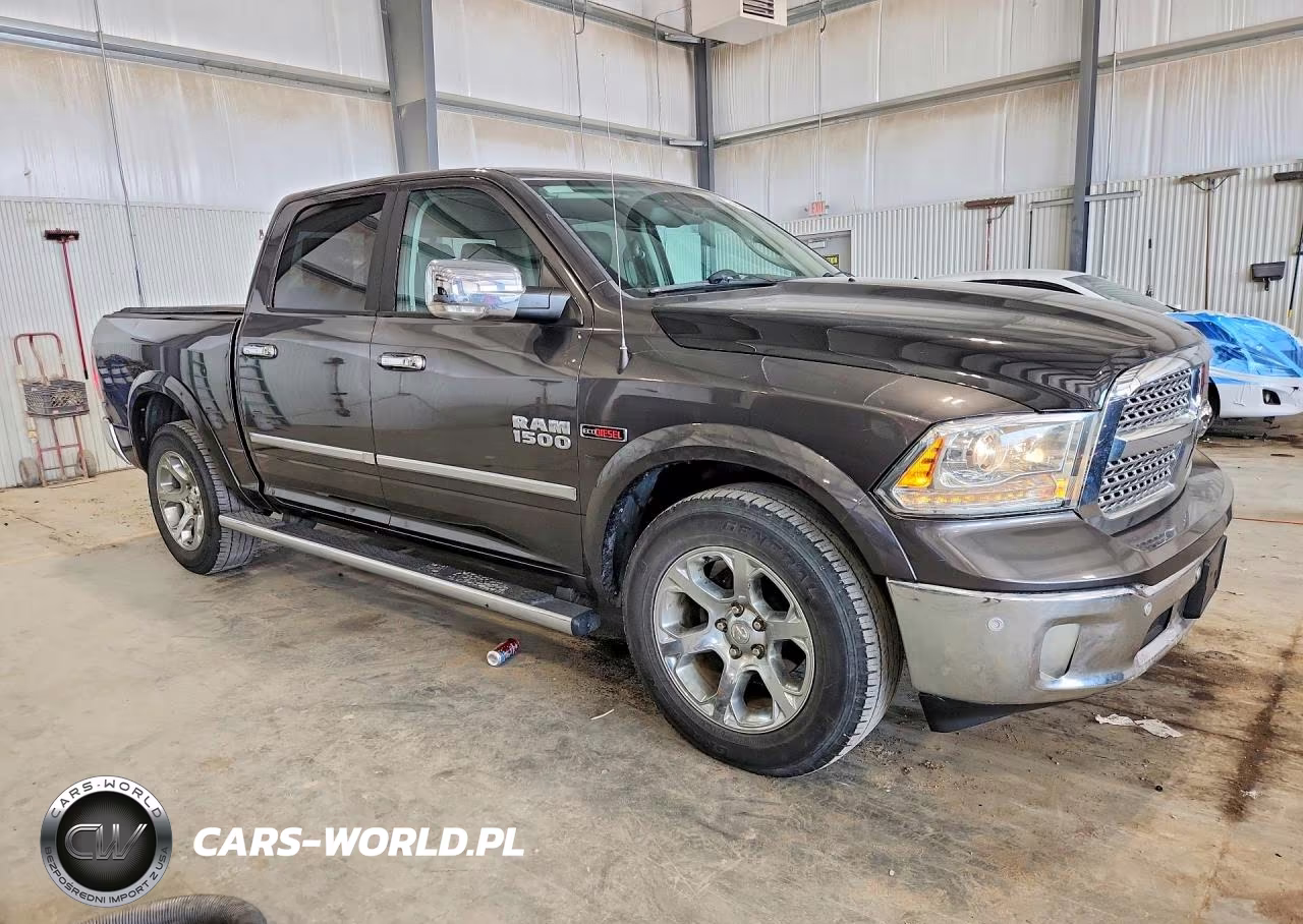 2015 Ram 1500 Laramie VIN:1C6RR7NM6FS617506 - 4