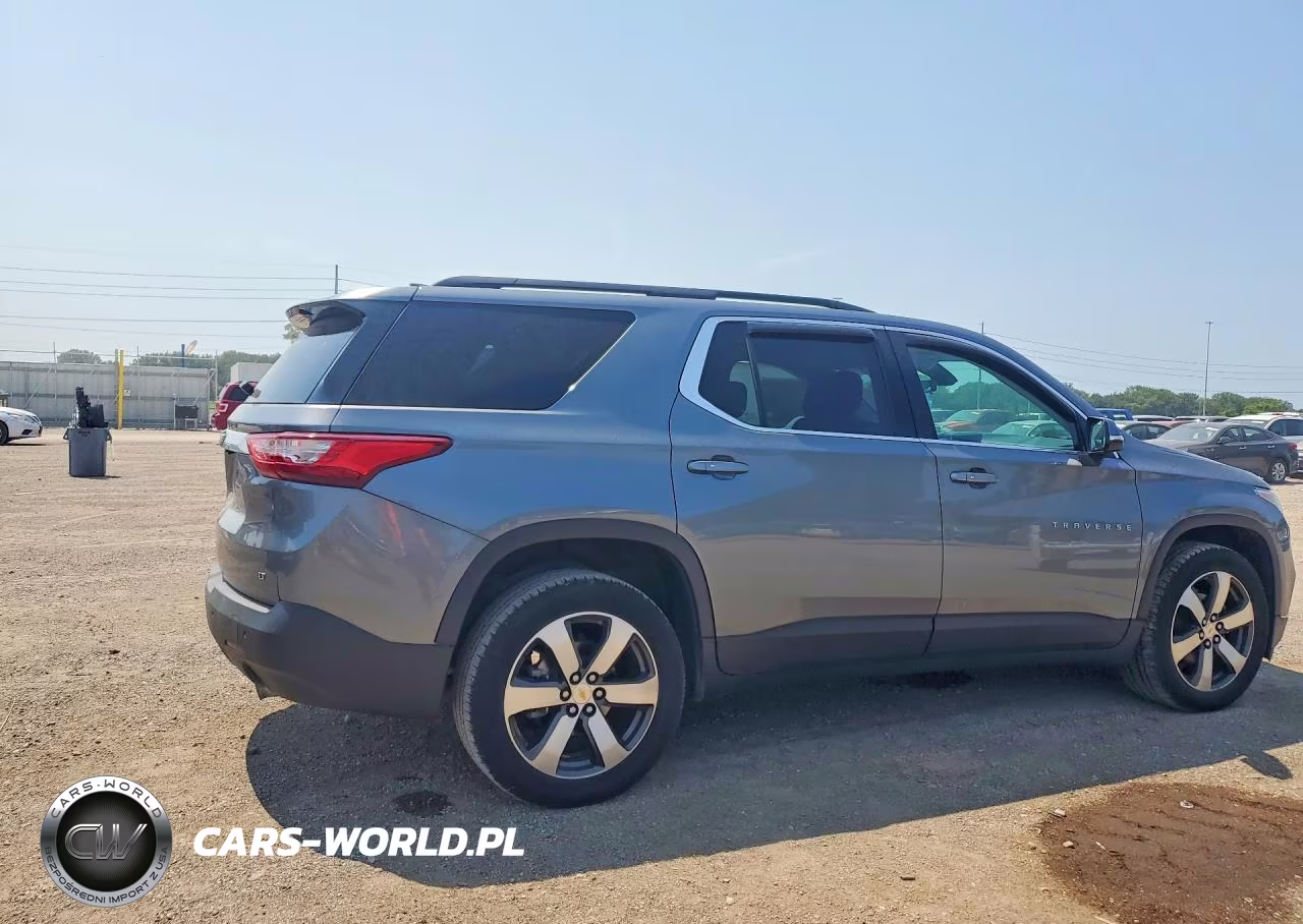 2019 Chevrolet Traverse Lt VIN:1GNERHKWXKJ314304 - 3