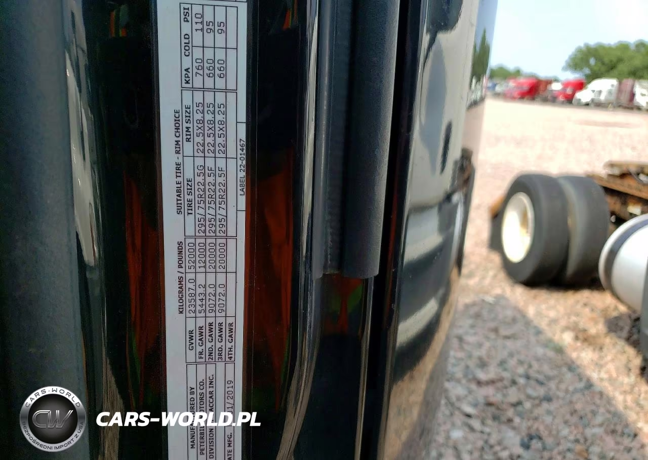 2020 Peterbilt 579 Semi Truck VIN:1XPBDP9X4LD627544 - 13
