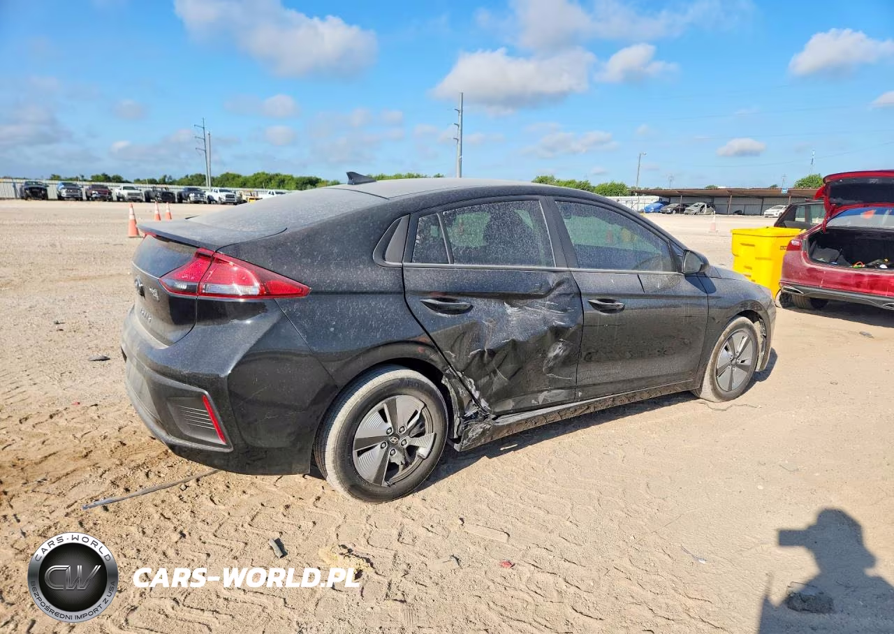 2022 Hyundai Ioniq Blue VIN:KMHC65LC1NU281235 - 3