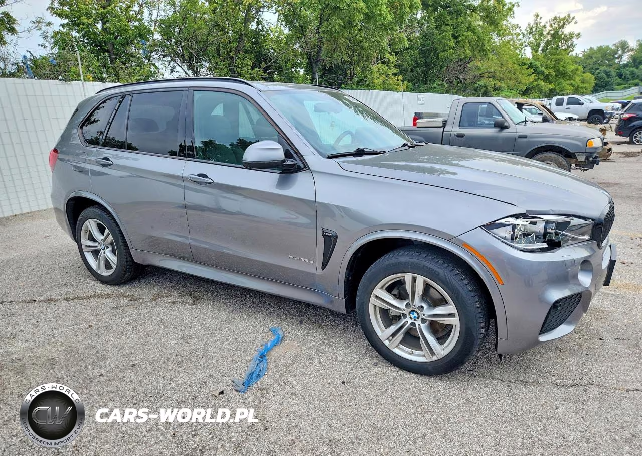 2015 BMW X5 xDrive35D VIN:5UXKS4C5XF0N12034 - 4