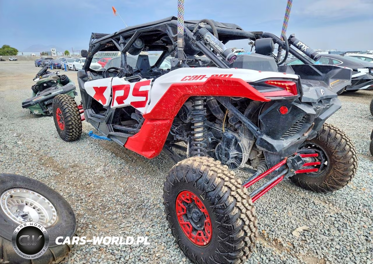 2018 Can-Am Maverick X3 Utility Vehicle VIN:3JBVNAW41JK000805 - 3