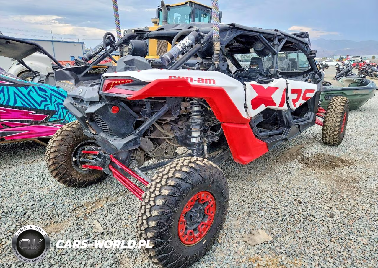 2018 Can-Am Maverick X3 Utility Vehicle VIN:3JBVNAW41JK000805 - 4