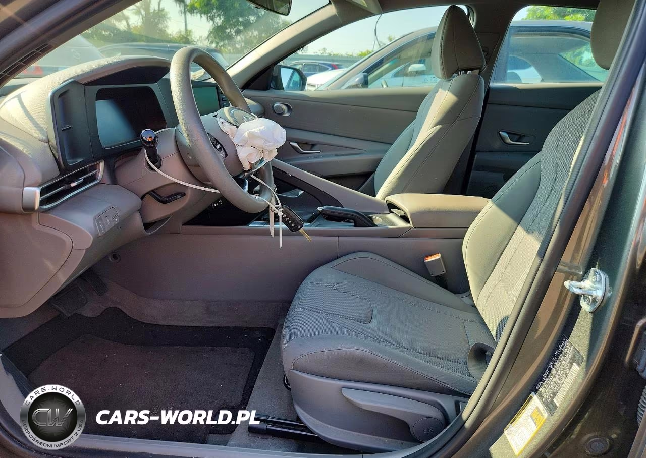 2024 Hyundai Elantra Se VIN:KMHLL4DG1RU810869 - 7