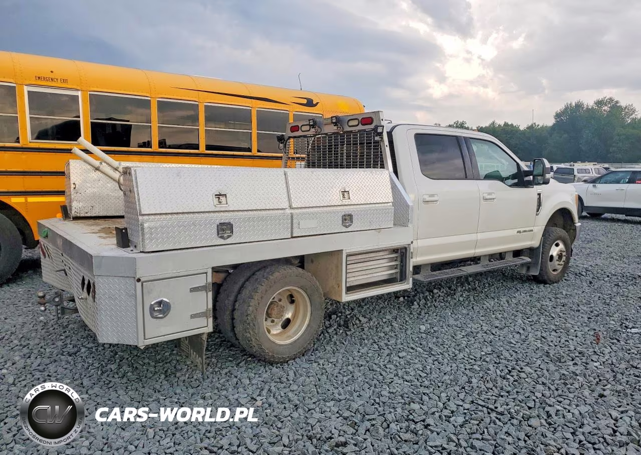2017 Ford F350 Super Duty VIN:1FD8W3HT1HEB93500 - 3