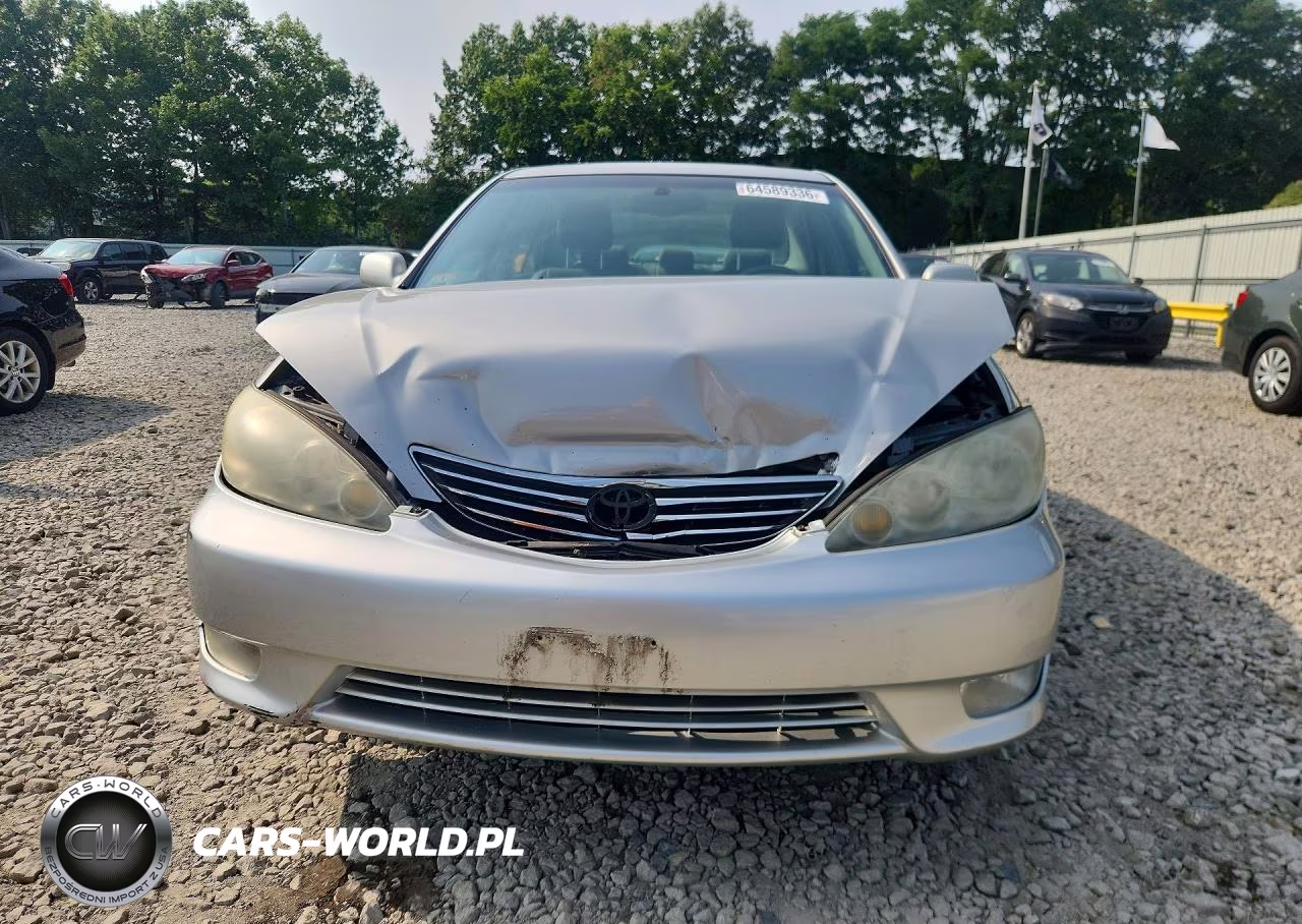 2005 Toyota Camry Xle V6 VIN:4T1BF30K05U104736 - 5