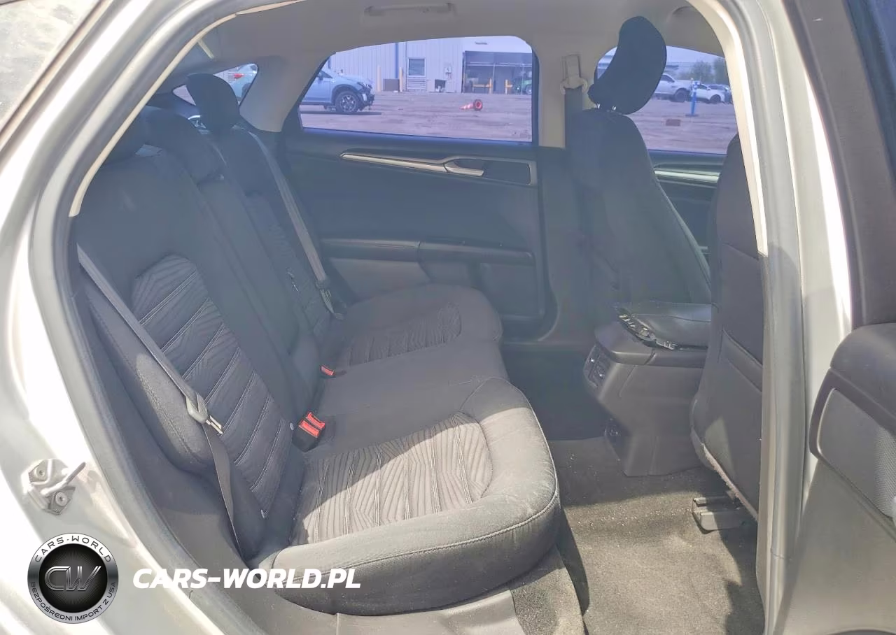 2016 Ford Fusion Se VIN:3FA6P0H70GR247283 - 10