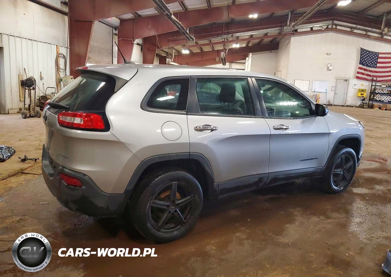 2015 Jeep Cherokee Sport VIN:1C4PJLAB4FW547176 - 3