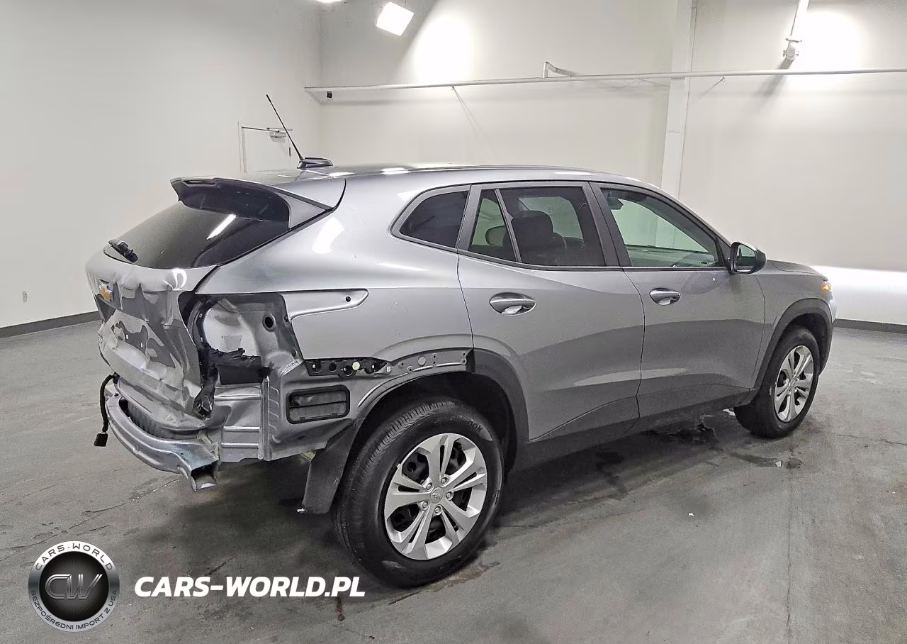 2026 Chevrolet Trax Ls VIN:KL77LFEP4TC091739 - 3
