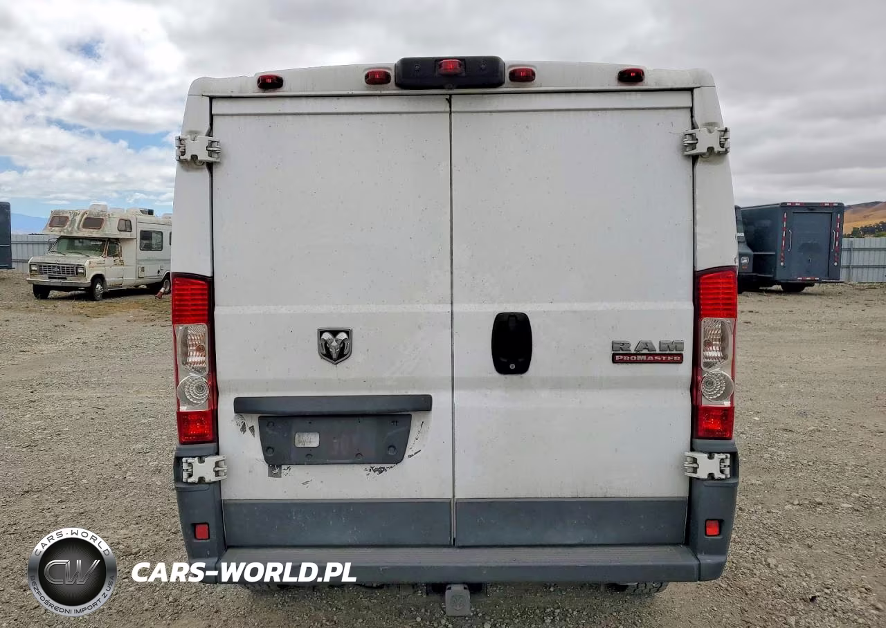 2018 Ram Promaster 1500 Refrigerated Delivery Van VIN:3C6TRVNG7JE124594 - 6