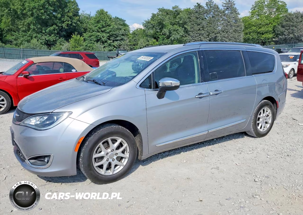 2020 Chrysler Pacifica Touring L
