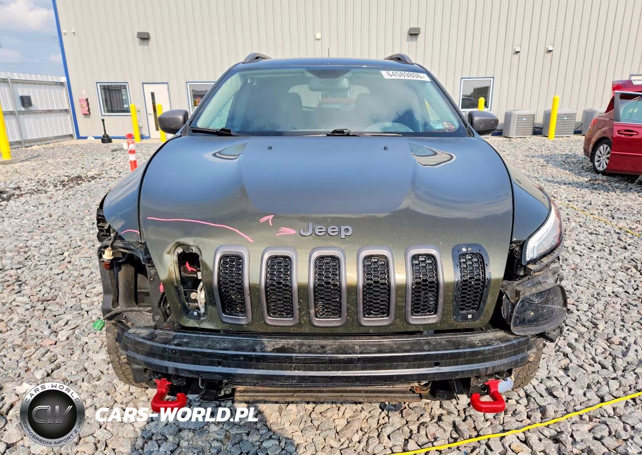 2016 Jeep Cherokee Trailhawk VIN:1C4PJMBS2GW133657 - 5