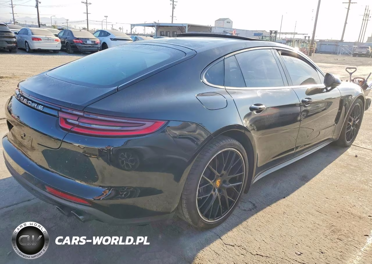 2018 Porsche Panamera 4 VIN:WP0AA2A76JL119647 - 3