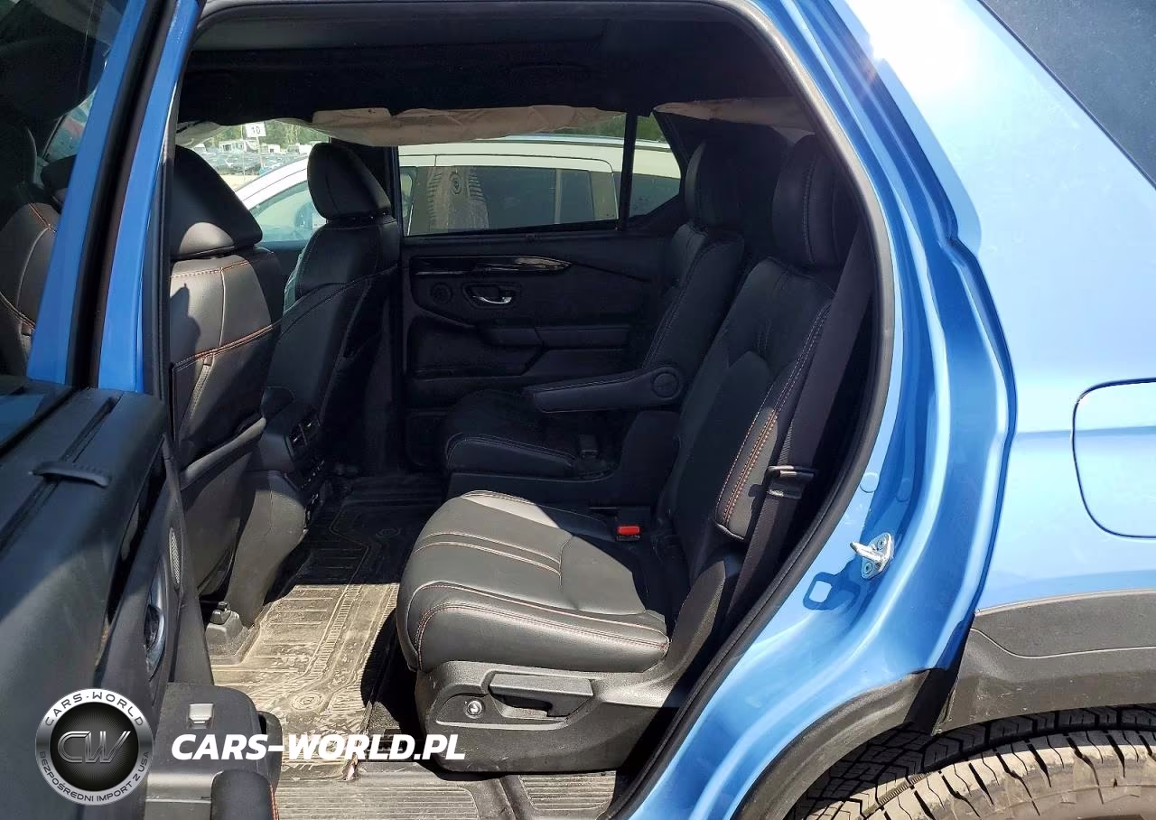 2023 Honda Pilot Trailsport VIN:5FNYG1H6XPB039400 - 11
