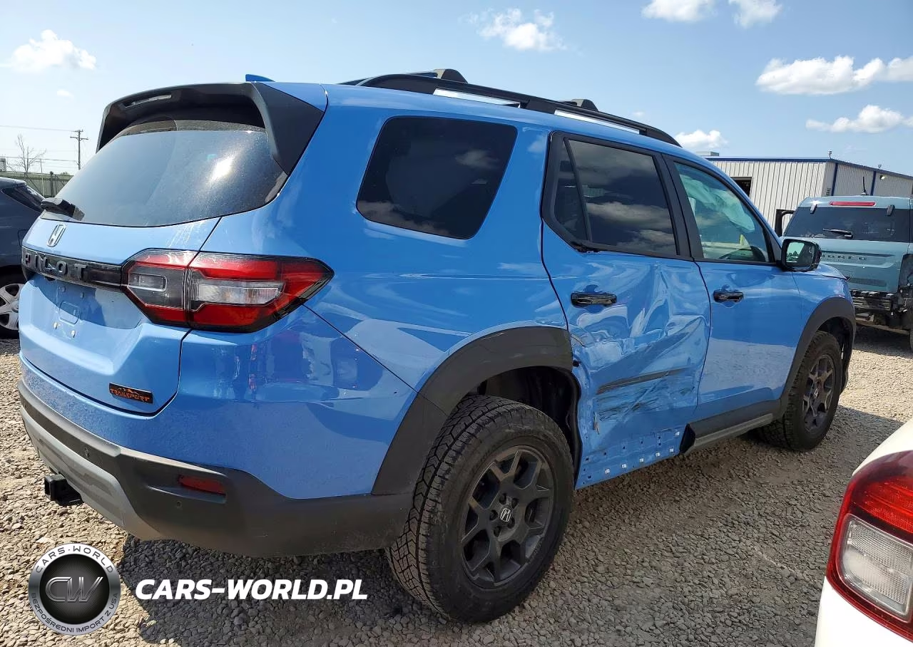 2023 Honda Pilot Trailsport VIN:5FNYG1H6XPB039400 - 3