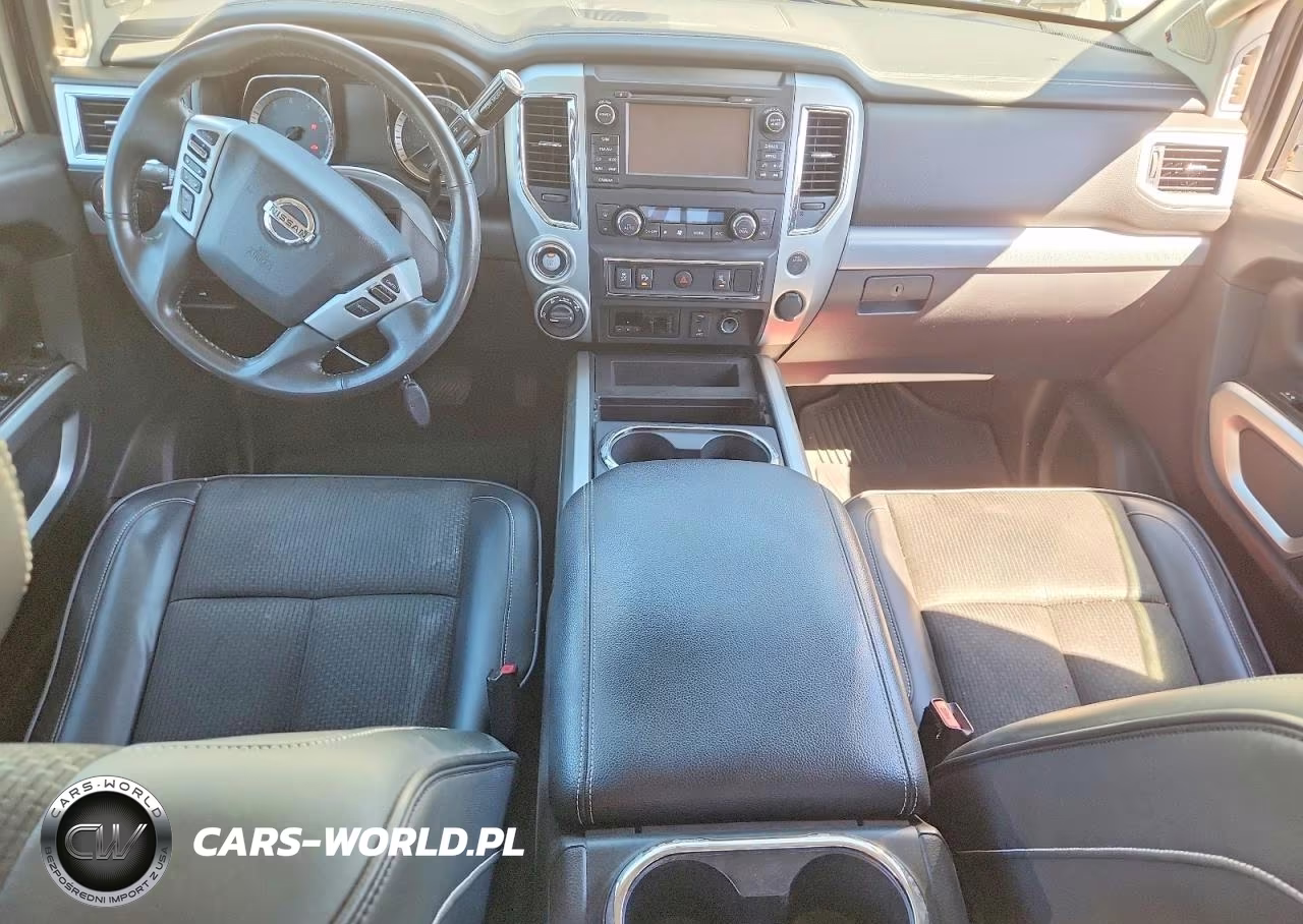 2017 Nissan Titan Pro-4X VIN:1N6AA1E59HN533262 - 8
