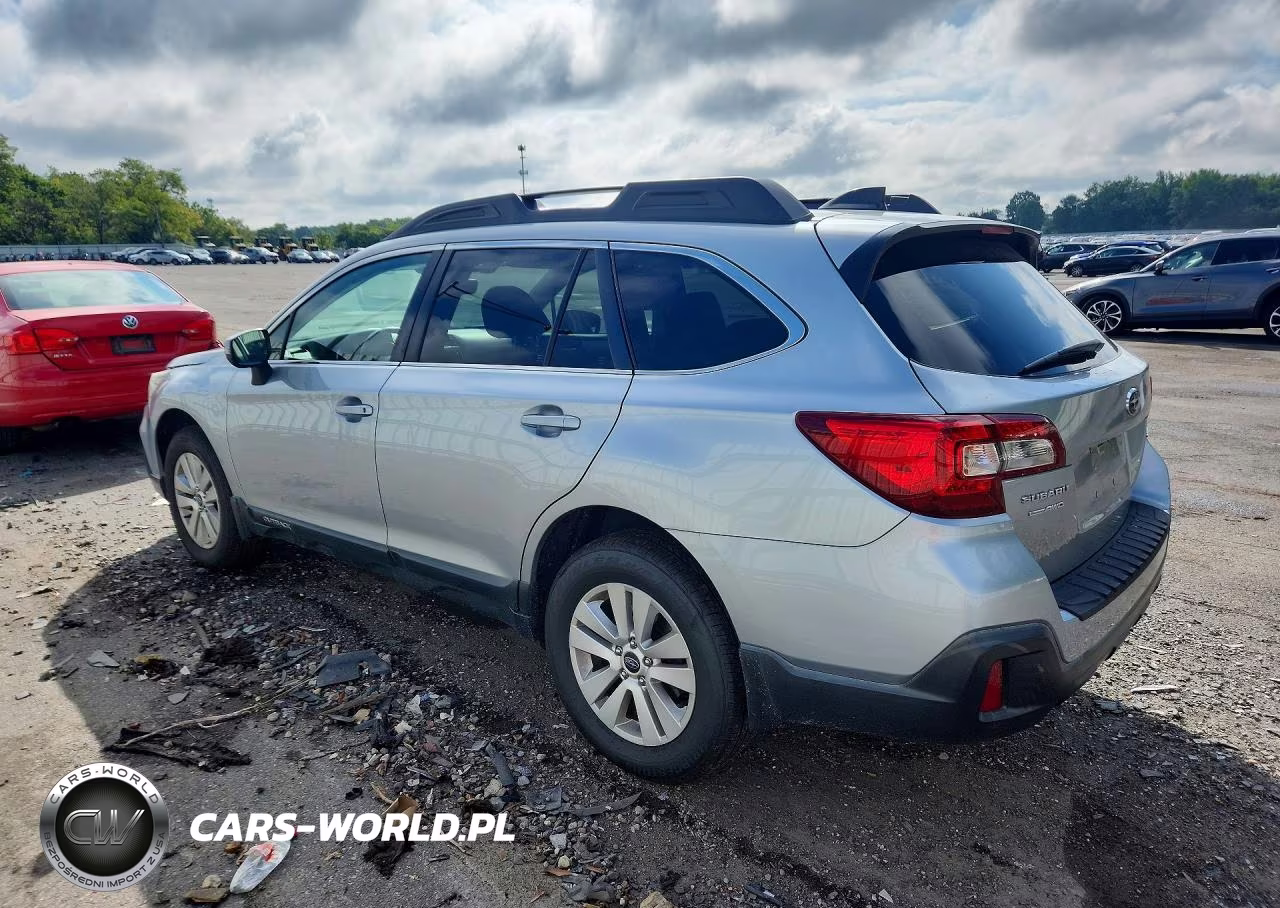 2018 Subaru Outback 2.5I Premium VIN:4S4BSAHC9J3393953 - 2