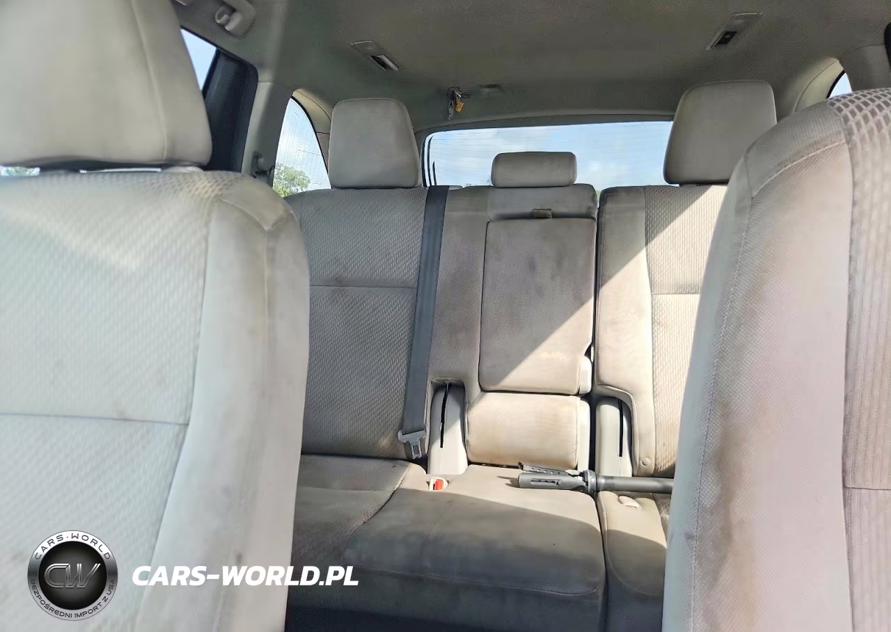 2015 Toyota Highlander Le VIN:5TDZKRFH7FS102033 - 10