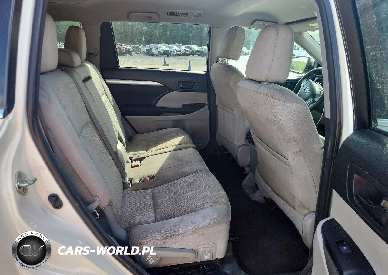 2015 Toyota Highlander Le VIN:5TDZKRFH7FS102033 - 11