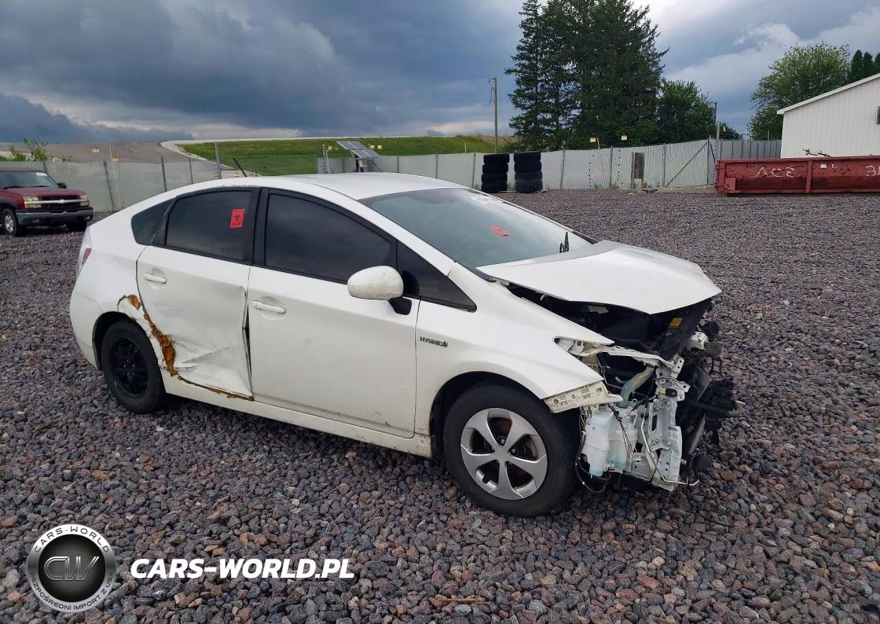 2015 Toyota Prius Three VIN:JTDKN3DU3F1892059 - 4