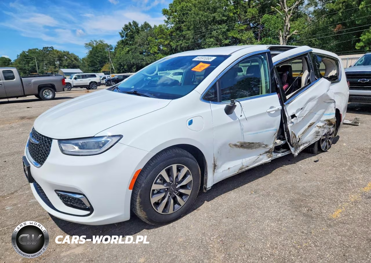2023 Chrysler Pacifica Hybrid Touring L VIN:2C4RC1L78PR622391 - 1