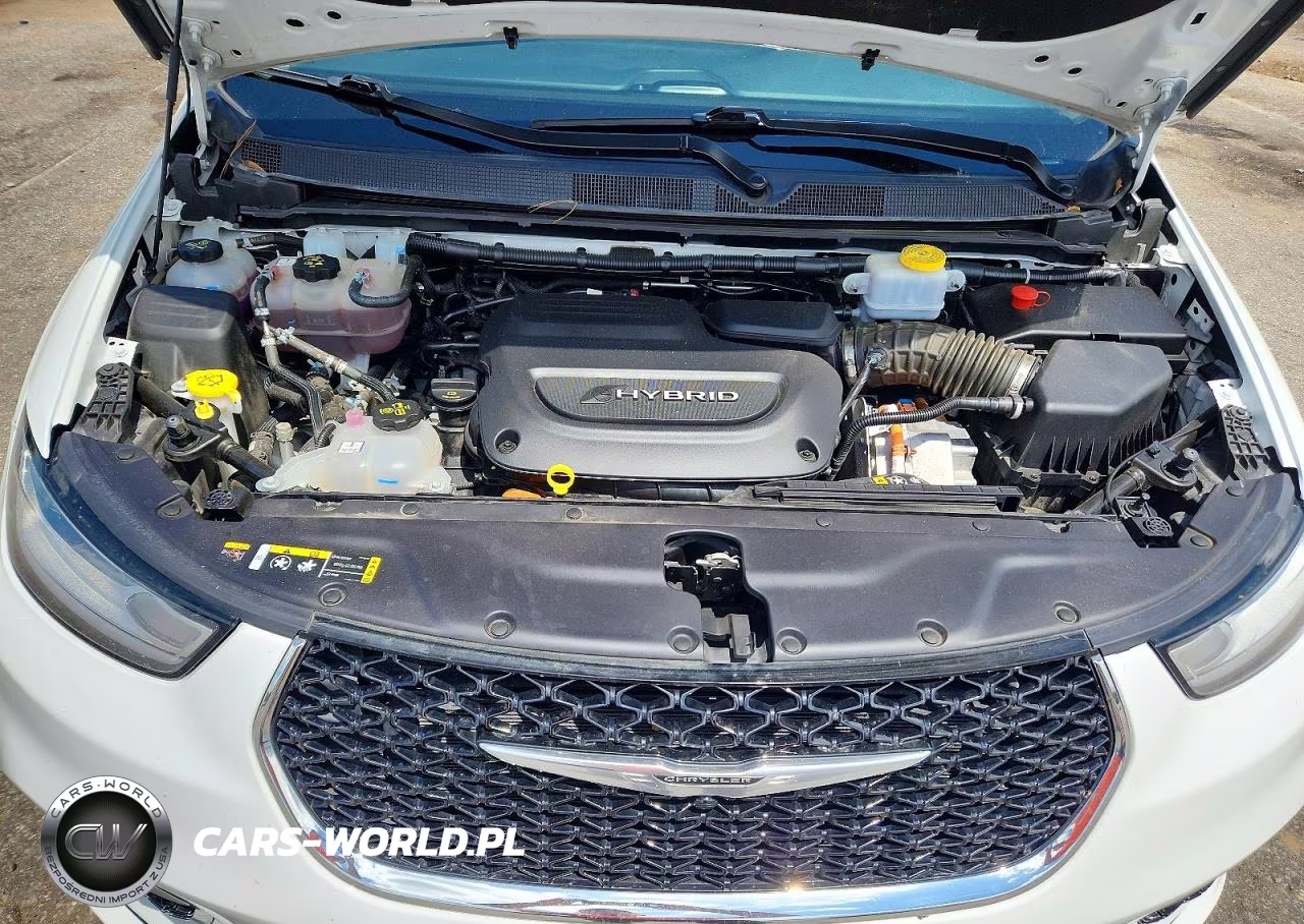 2023 Chrysler Pacifica Hybrid Touring L VIN:2C4RC1L78PR622391 - 12
