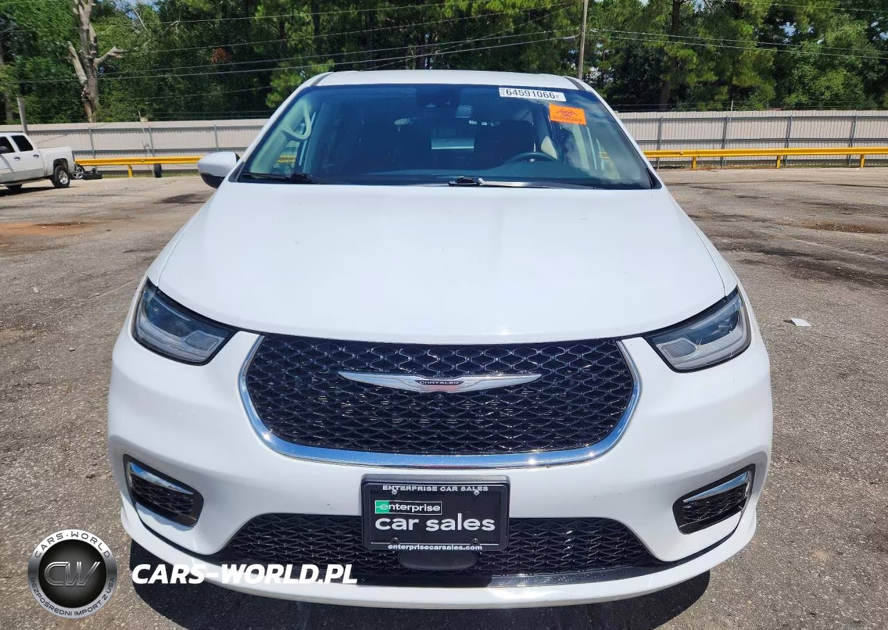 2023 Chrysler Pacifica Hybrid Touring L VIN:2C4RC1L78PR622391 - 5