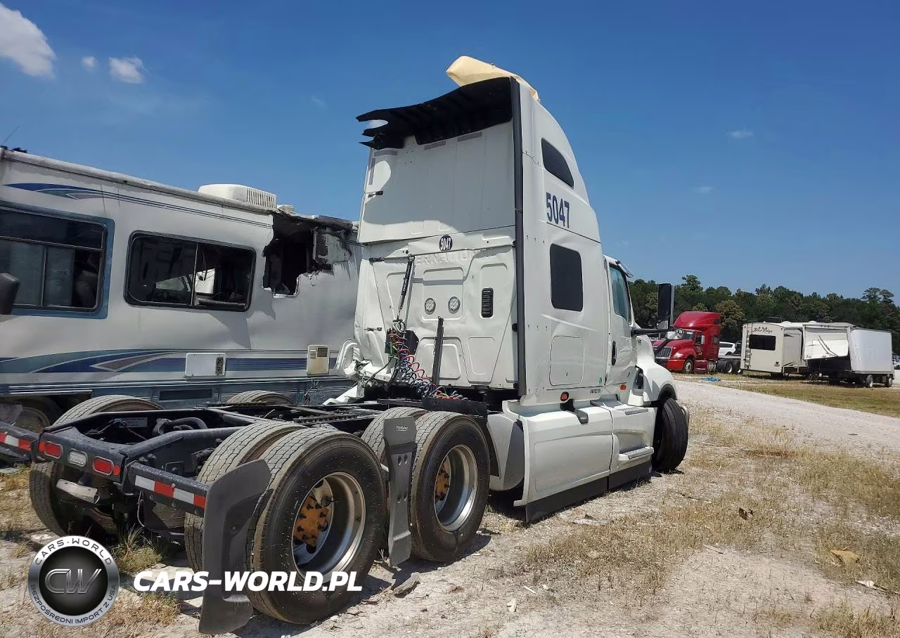 2026 International Lt625 Truck Cab And Chassis VIN:3HSDZSZR4TN227909 - 3
