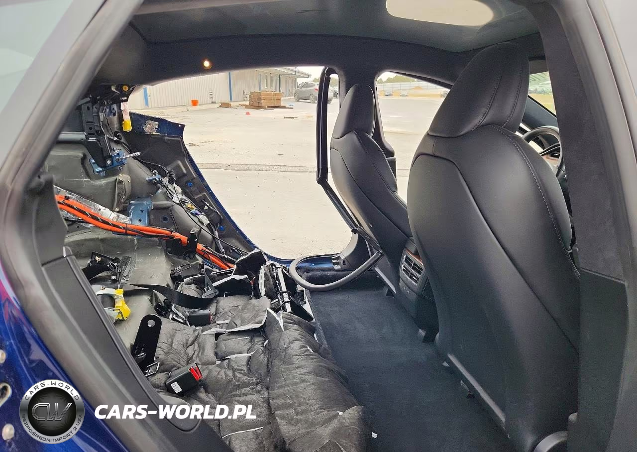 2021 Tesla Model S VIN:5YJSA1E24MF427288 - 10