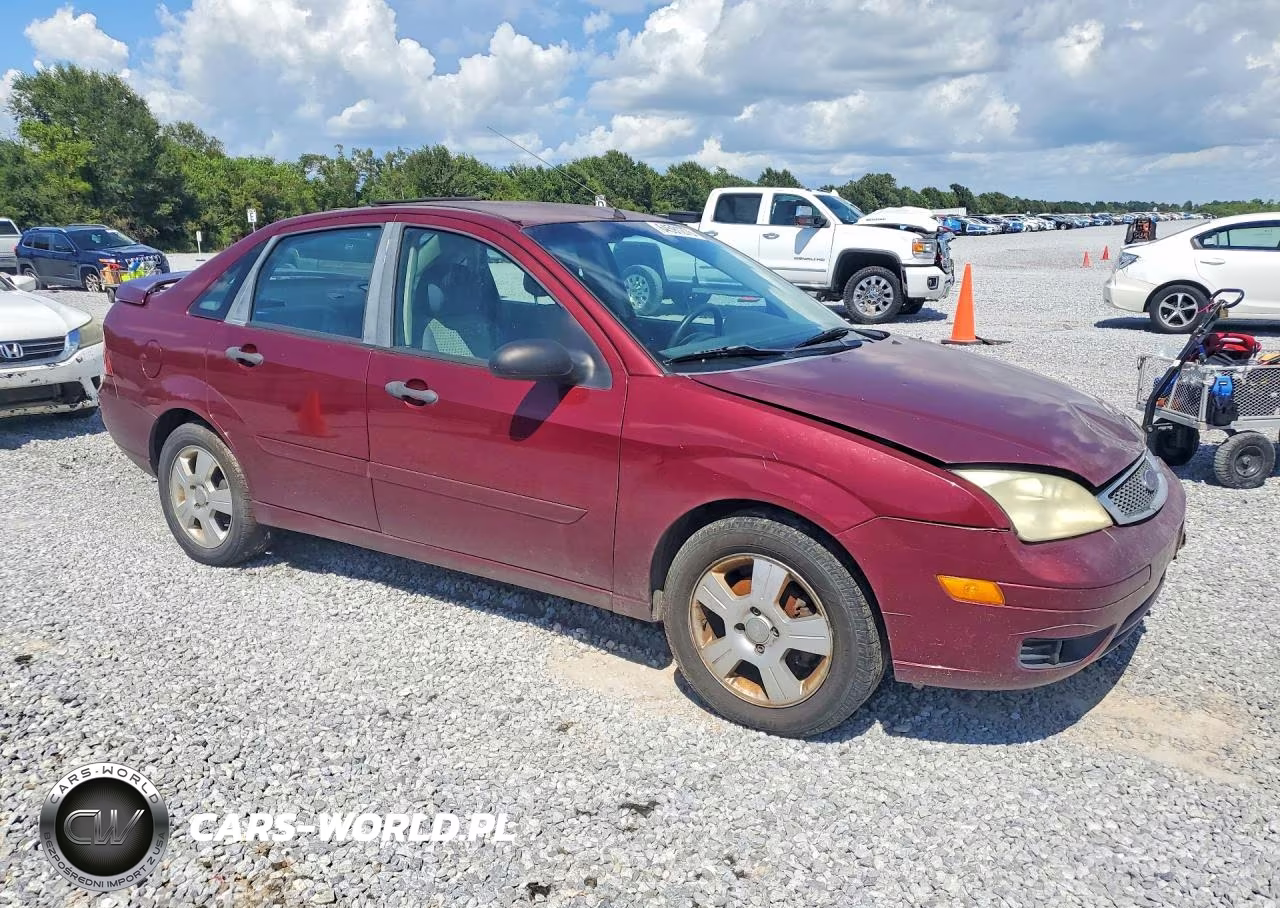 2007 Ford Focus Zx4 VIN:1FAHP34N37W365047 - 4