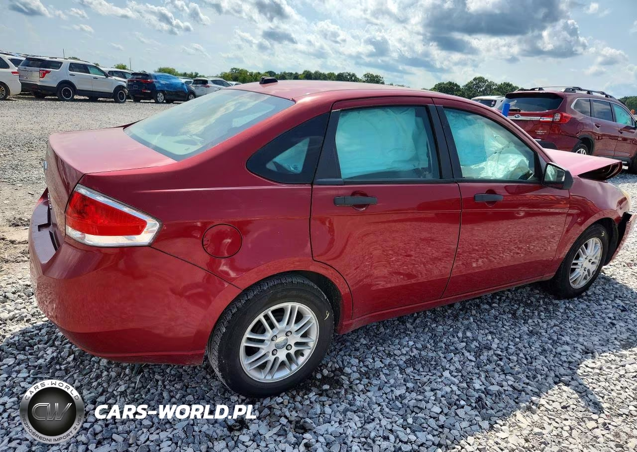 2010 Ford Focus S VIN:1FAHP3EN6AW103948 - 3