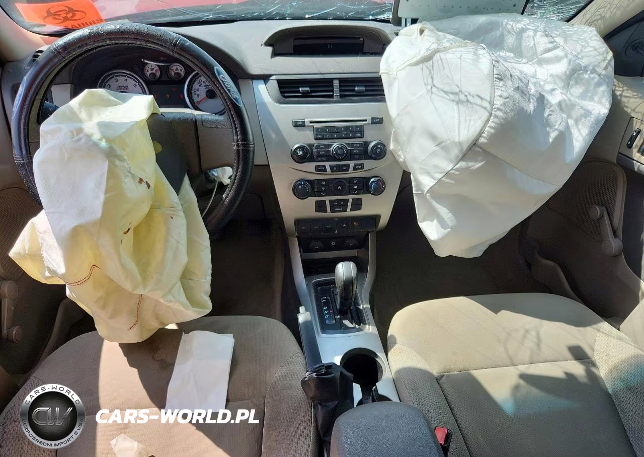 2010 Ford Focus S VIN:1FAHP3EN6AW103948 - 8