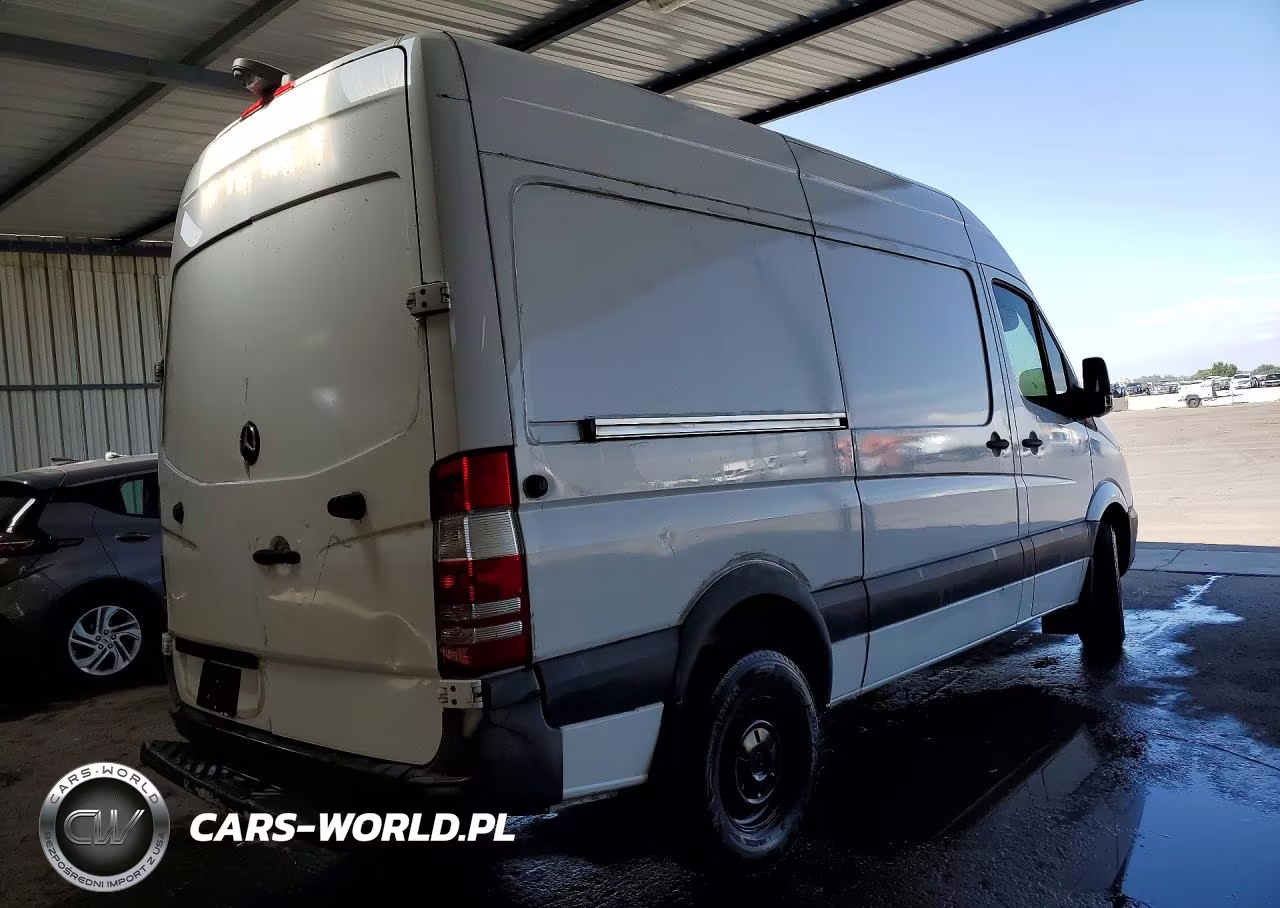 2017 Mercedes-Benz Sprinter 2500 VIN:WD3PE7CD9HP565528 - 3