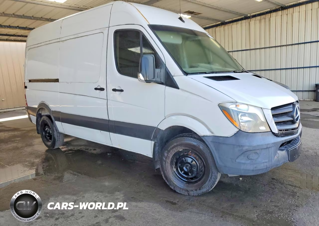 2017 Mercedes-Benz Sprinter 2500 VIN:WD3PE7CD9HP565528 - 4