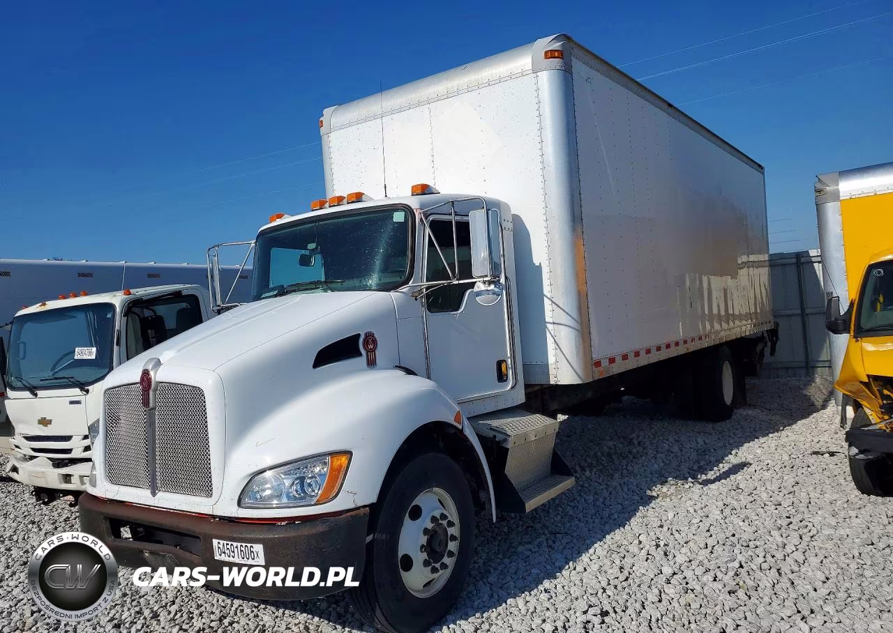 2015 Kenworth T300 Box Truck