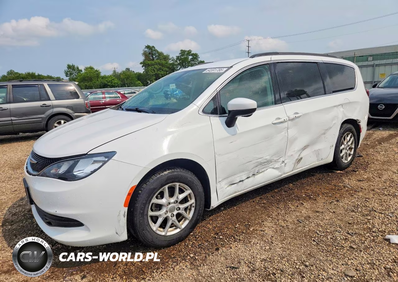 2020 Chrysler Voyager Lxi