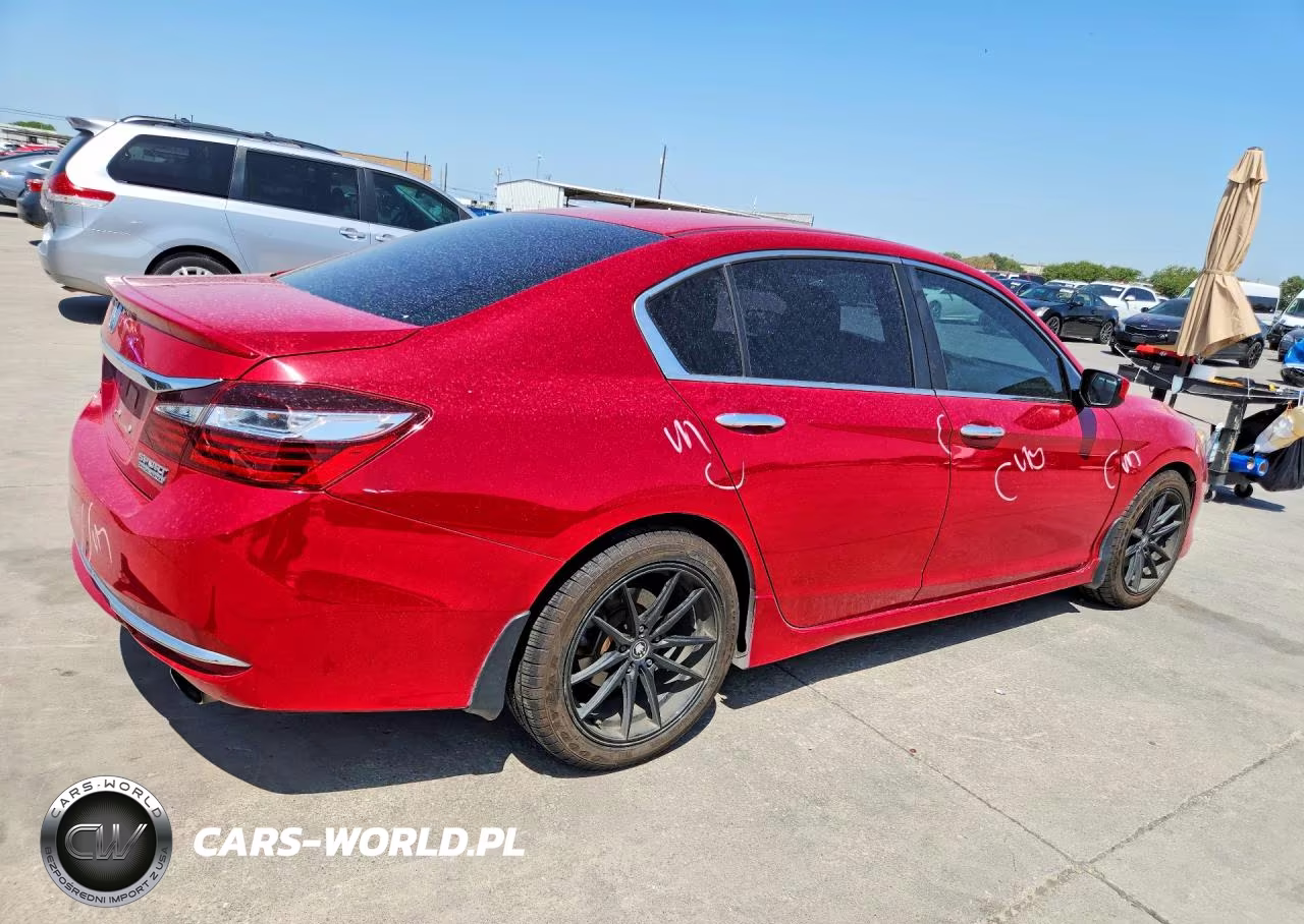 2017 Honda Accord Sport Special Edition VIN:1HGCR2F16HA078918 - 3
