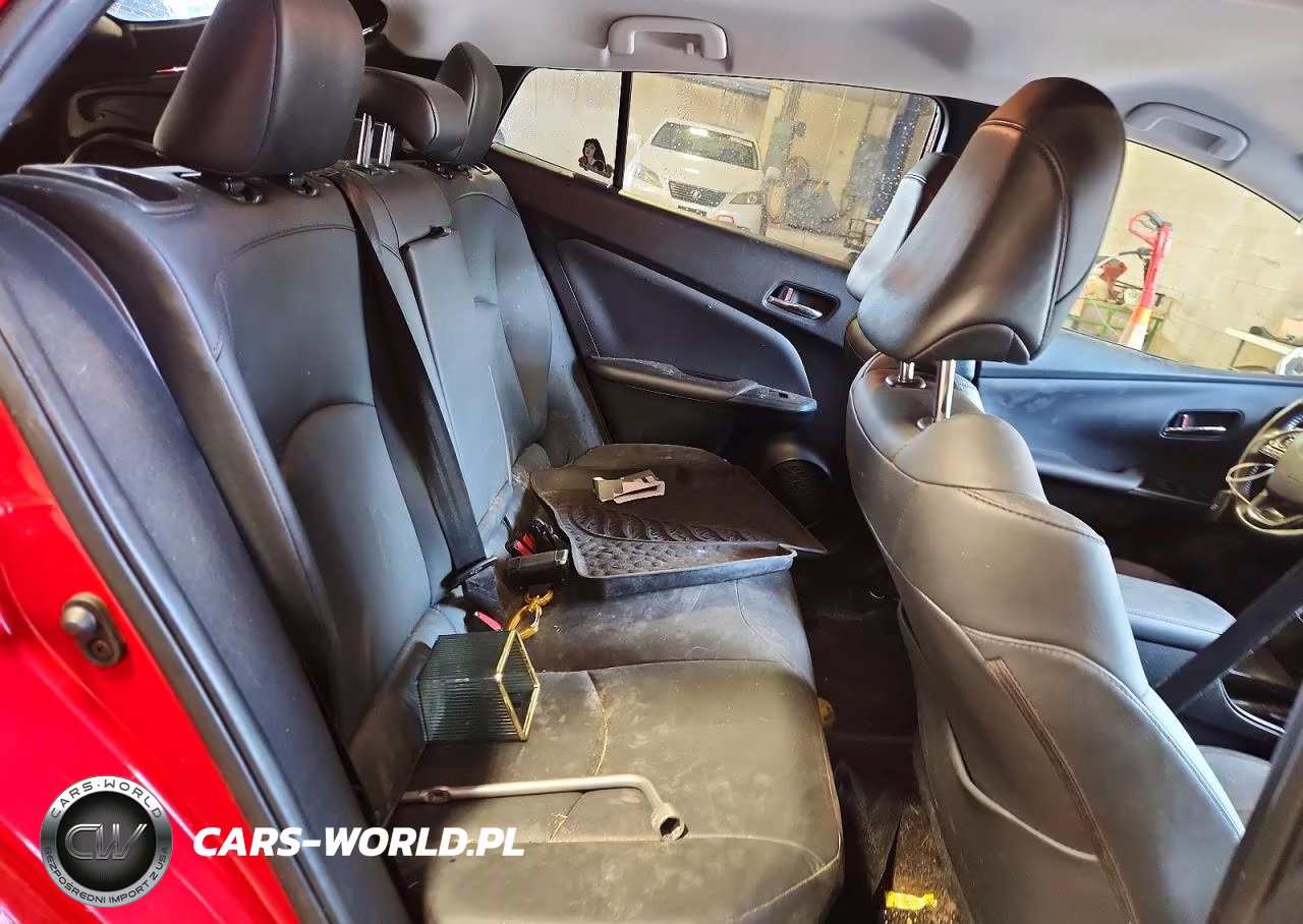 2019 Toyota Prius Xle Awd-E VIN:JTDL9RFU3K3012968 - 10