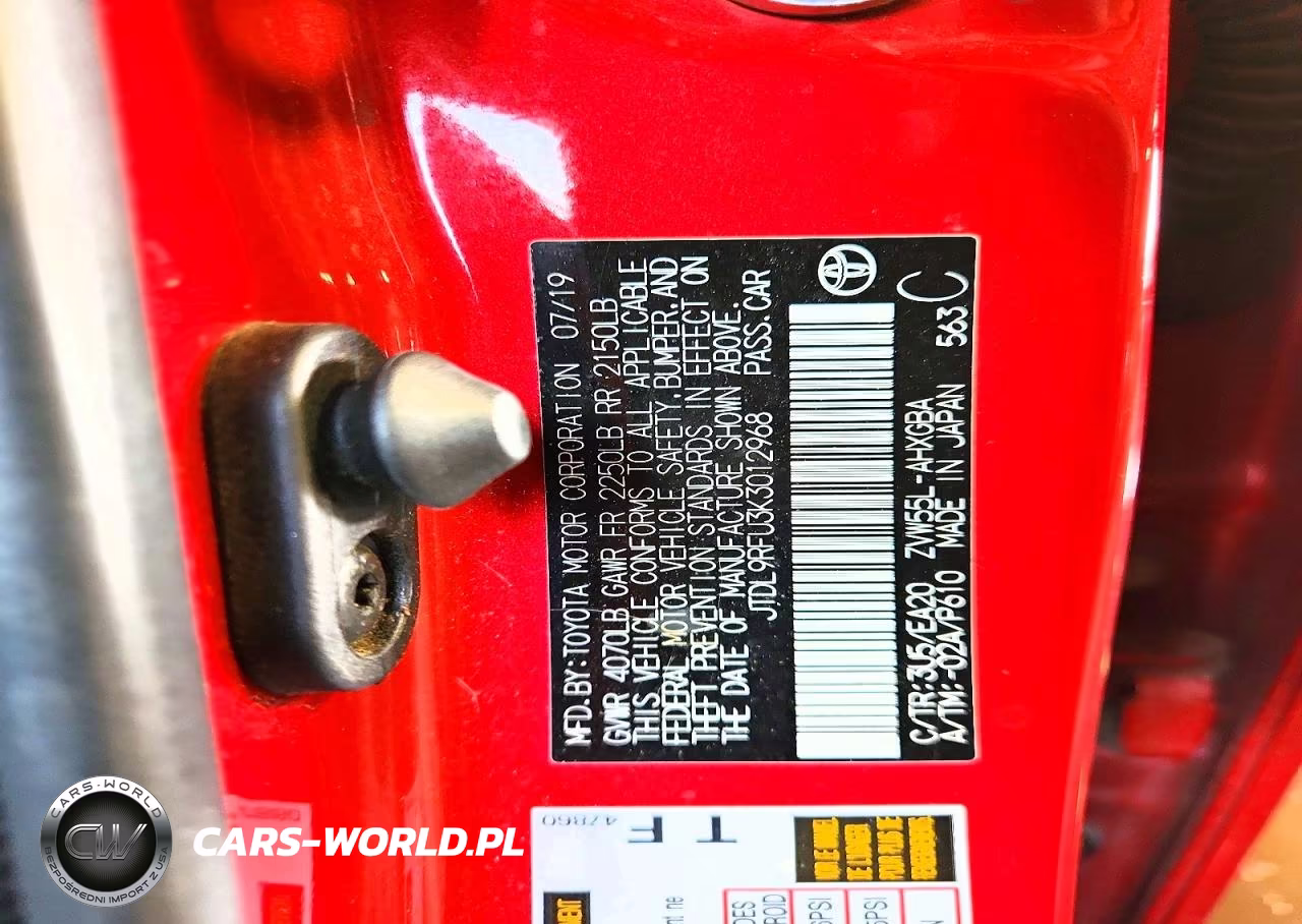 2019 Toyota Prius Xle Awd-E VIN:JTDL9RFU3K3012968 - 12