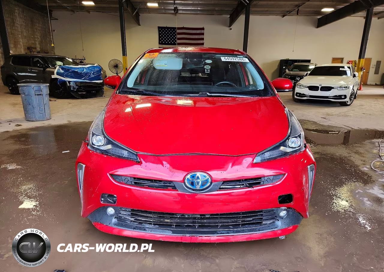 2019 Toyota Prius Xle Awd-E VIN:JTDL9RFU3K3012968 - 5
