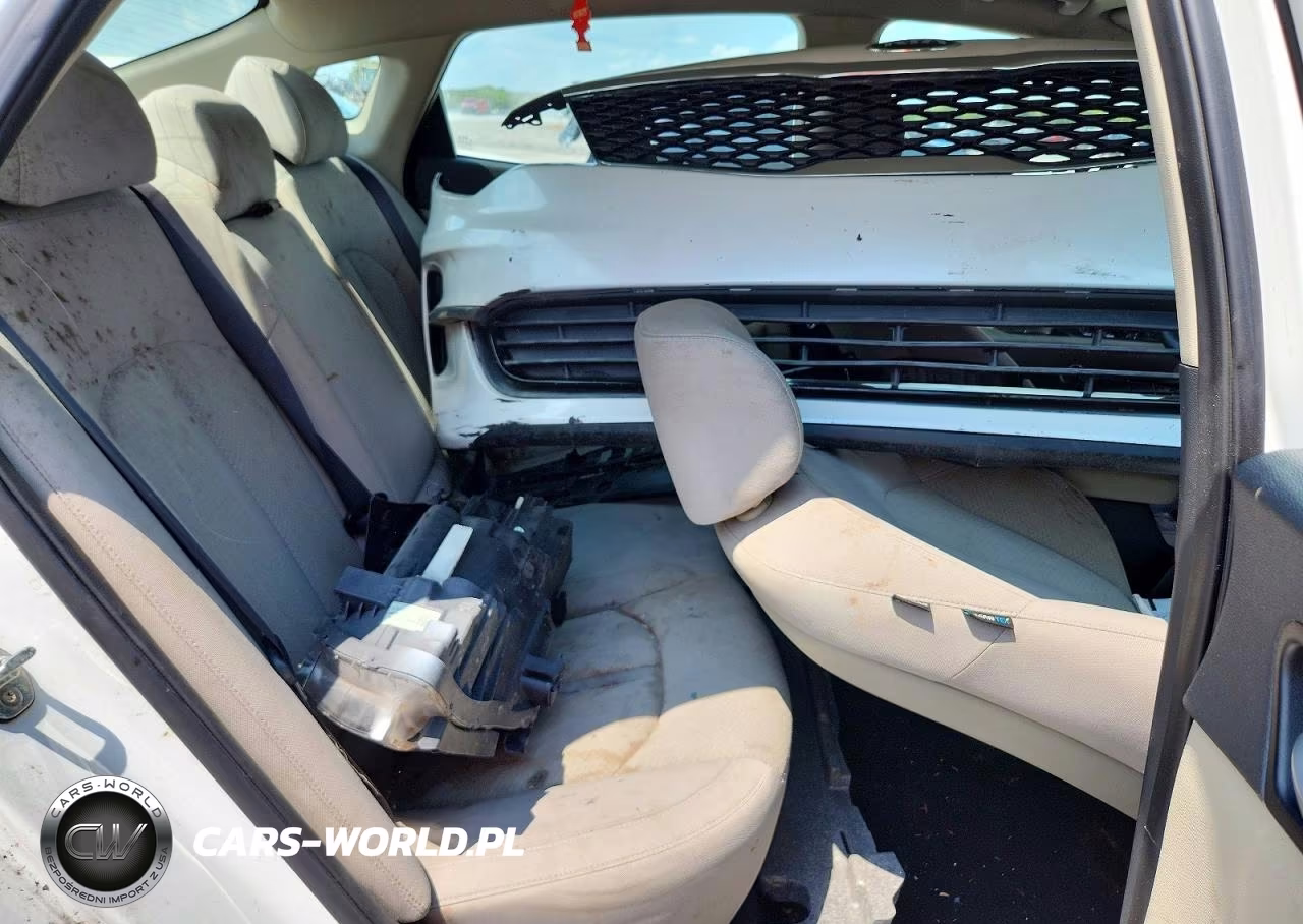 2018 Kia Optima Lx VIN:KNAGT4L3XJ5206138 - 10