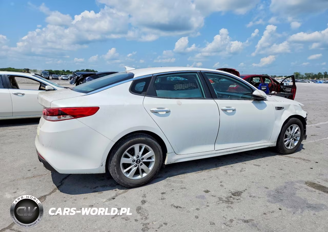 2018 Kia Optima Lx VIN:KNAGT4L3XJ5206138 - 3