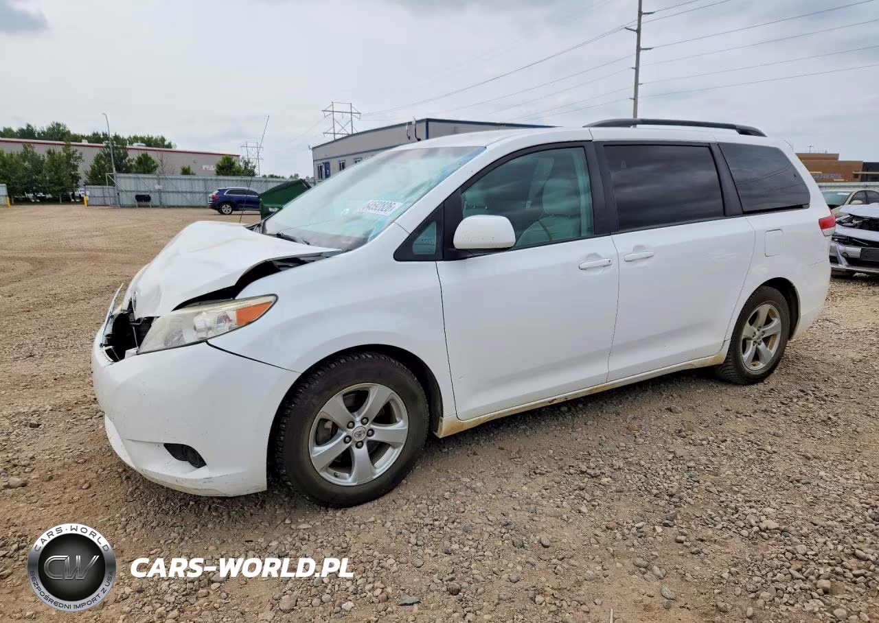 2012 Toyota Sienna Le