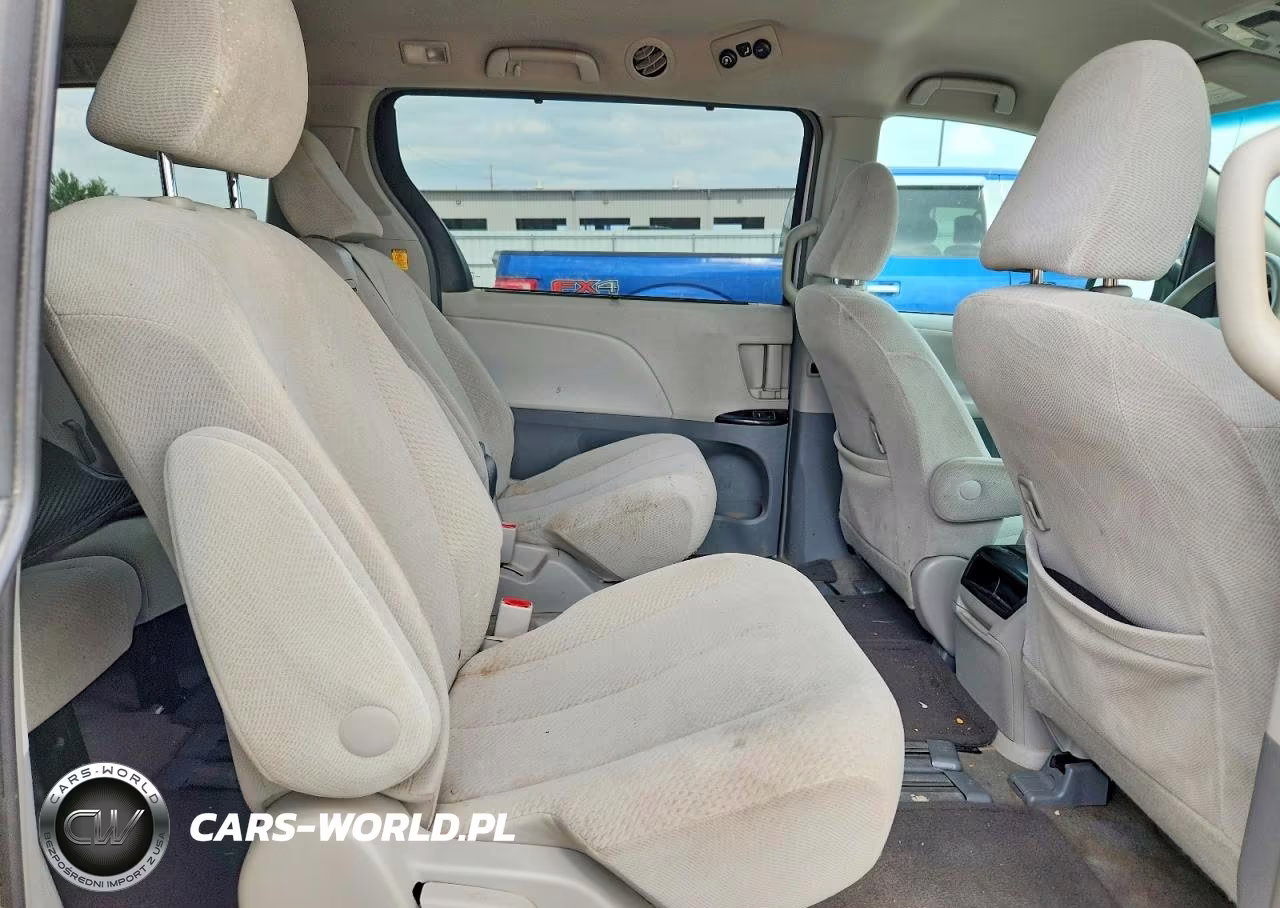 2012 Toyota Sienna Le VIN:5TDKK3DC5CS253096 - 11