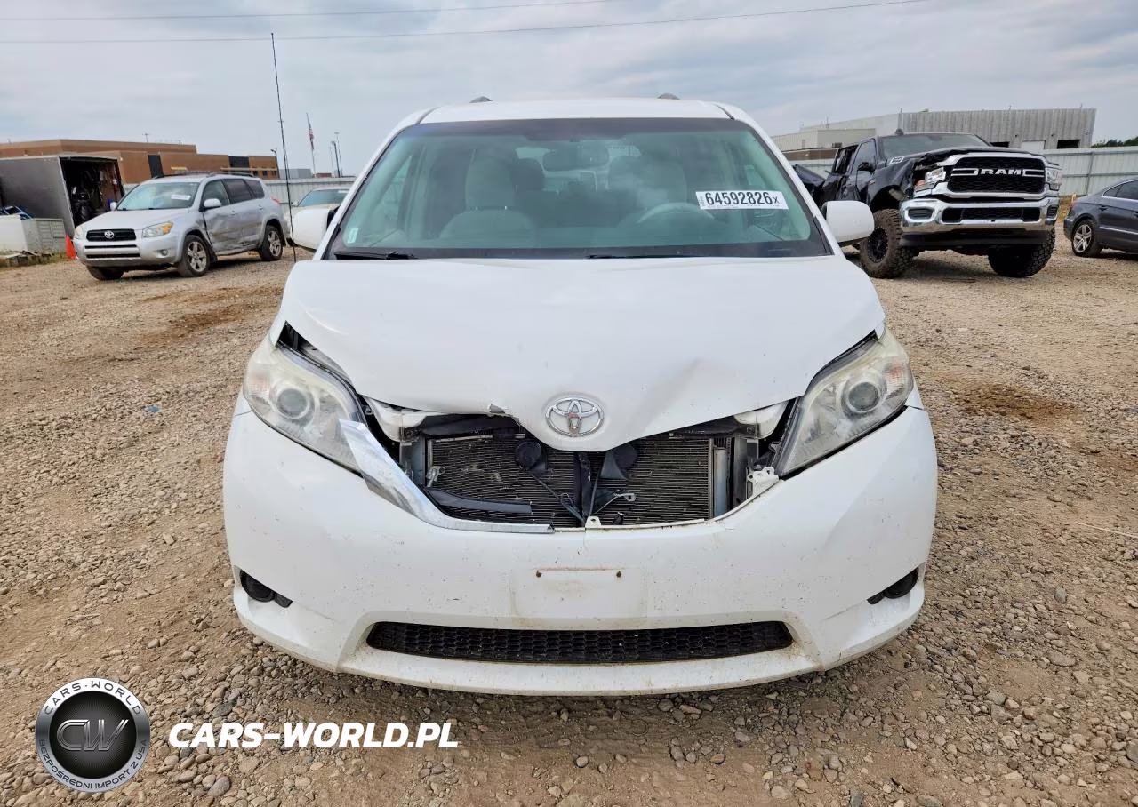 2012 Toyota Sienna Le VIN:5TDKK3DC5CS253096 - 5