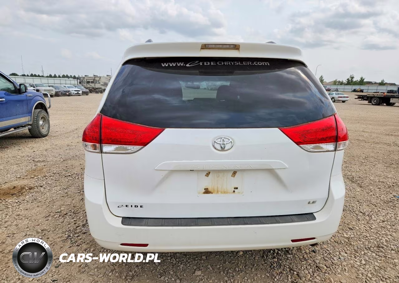 2012 Toyota Sienna Le VIN:5TDKK3DC5CS253096 - 6