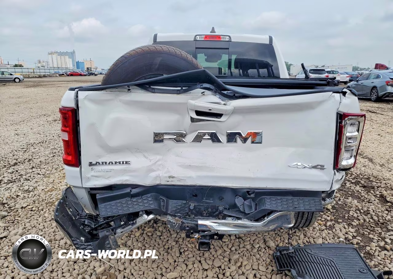 2025 Ram 1500 Laramie VIN:1C6SRFJP2SN567594 - 6